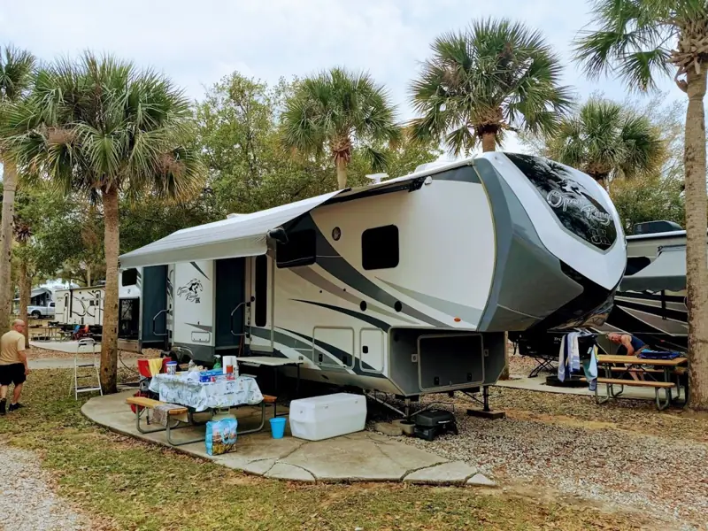 How to Protect Your Caravan From the Australian Sun